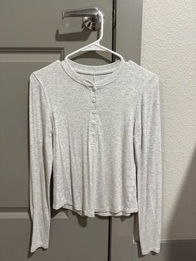 Lululemon Hold Tight Henley